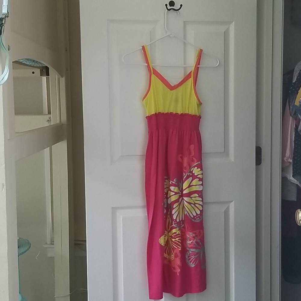 Girls dress